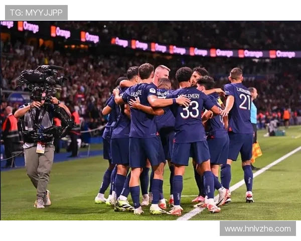 拜仁欧冠火力全开三战轰入十二球未来两轮硬碰巴黎与阿森纳